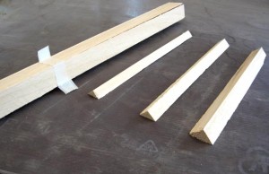 Smussi in legno per edilizia, carpenteria edile, profili triangolari